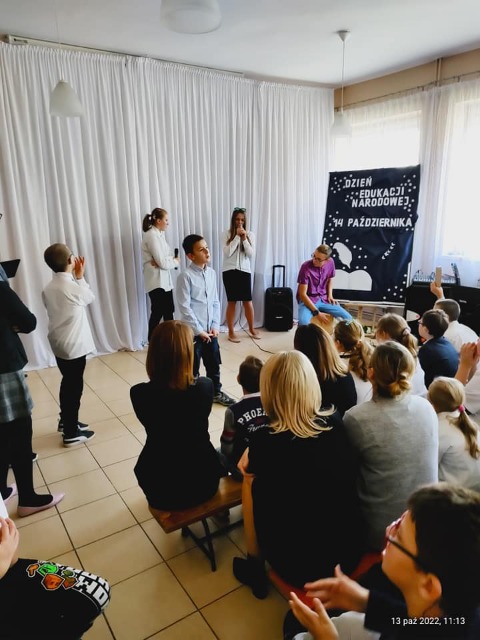 hdimg2821d04b5eeb13562b29e434167475 apel z okazji dnia edukacji narodowej